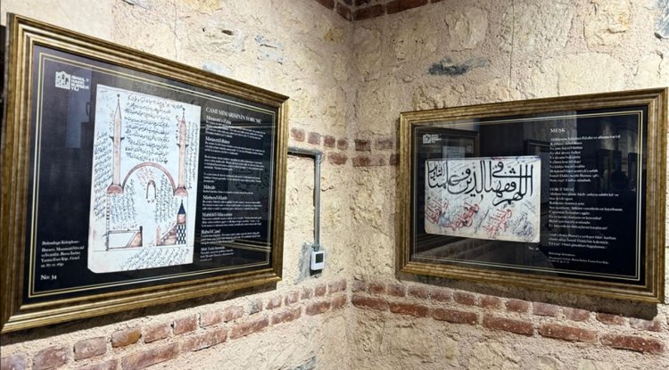 Mutasavvıf İsmail Hakkı Bursevi'nin kaleminden çıkan eserler sanatseverle buluştu