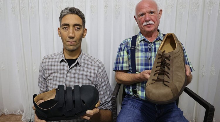 60 numara ayakkabılarıyla dünyayı gezecek