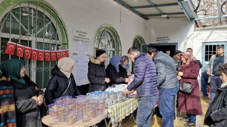 Avcılar'da hayır çarşısı kuruldu