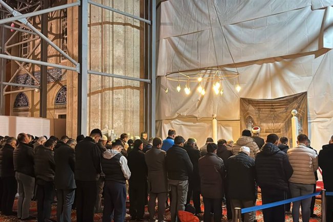 Selimiye Camii ramazanı sınırlı sayıda ziyaretçiyle karşıladı