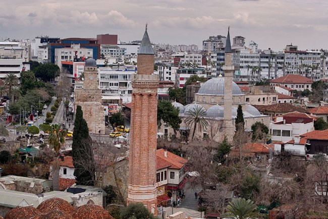 Her dönemden İslam eserine ev sahipliği yapan Antalya ramazana hazır