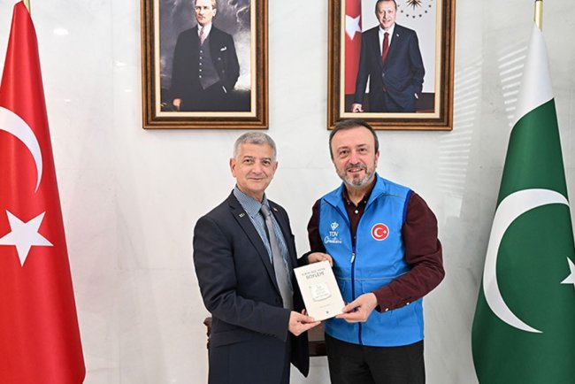 Türkiye Diyanet Vakfı heyetinden Türkiye'nin Karaçi Başkonsolosu Sangu'ya ziyaret