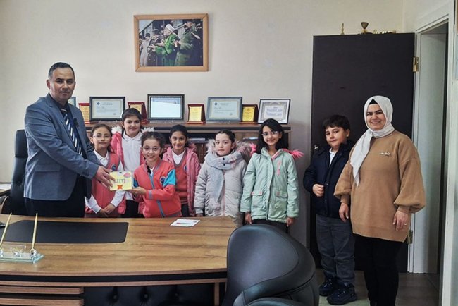 Bolvadin'de öğrenciler Filistin'e destek oldu