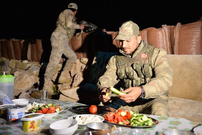 Ramazanda sağlıklı oruç için sahuru atlamayın