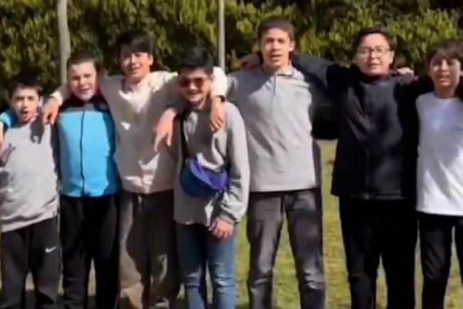 Gençlerin Ramazan aforizmaları viral oldu: Diz çöktüğümüzü görmek isteyen teravihe gelsin