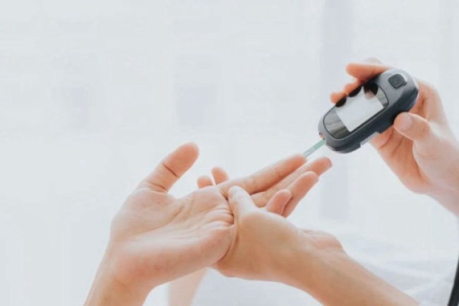Kan şekeri ölçmek orucu bozar mı?