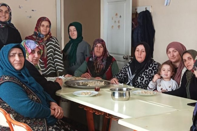 Hanaklı kadınlar mantı yaparak Filistin'e destek oldu