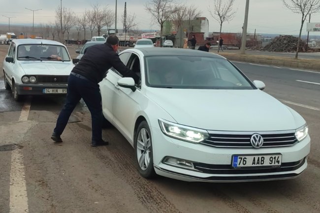 Siverek'te vatandaşlara iftarlık ikramı