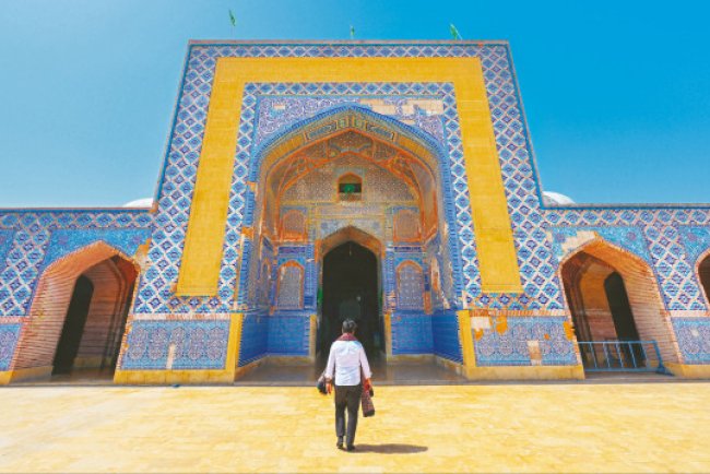 Tarihi camilerde Ramazan ruhu