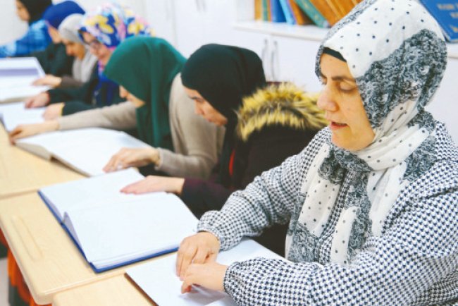 Braille alfabesiyle mukabele