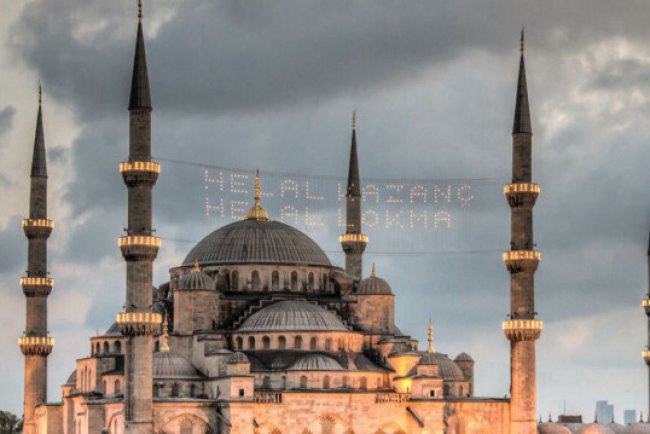 Aydın iftar vakti: 11 Mart Salı akşam ezanı saati