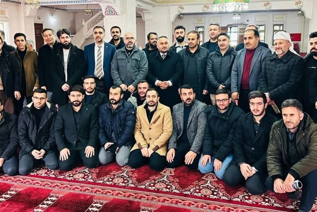 Hakkari'de 127 hafız hatimle teravih namazı kıldırıyor