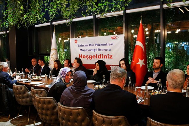 Tahran'da "İyilik Sofrası" kuruldu