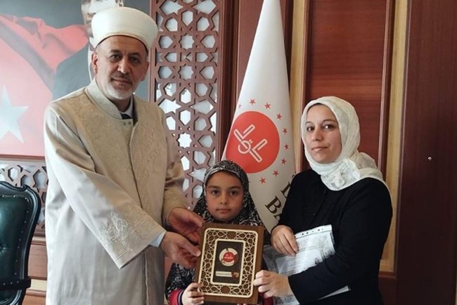 Slovakya vatandaşı Julia Müslüman oldu