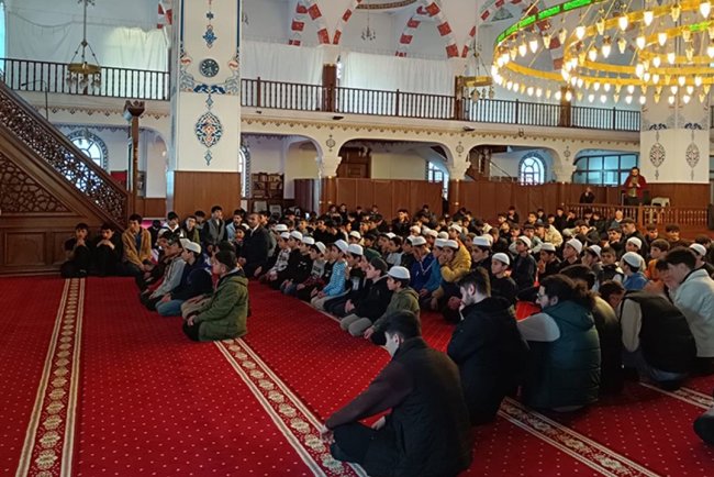 İpekyolu'nda gençler iyilikte buluştu