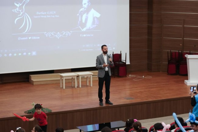Türkiye Diyanet Vakfı Etimesgut Şubesi "Yetim Şenliği" programı düzenledi