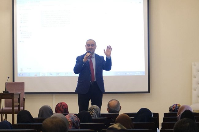 Adana’da umre seminerleri sona erdi