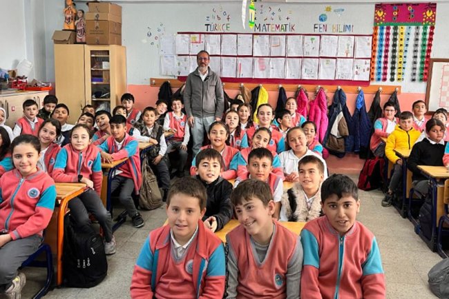 Bolvadin'deki okullarda iyilik anlatıldı