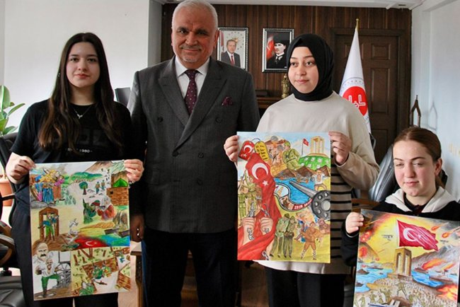 Karabük'te resim yarışması ödülleri verildi