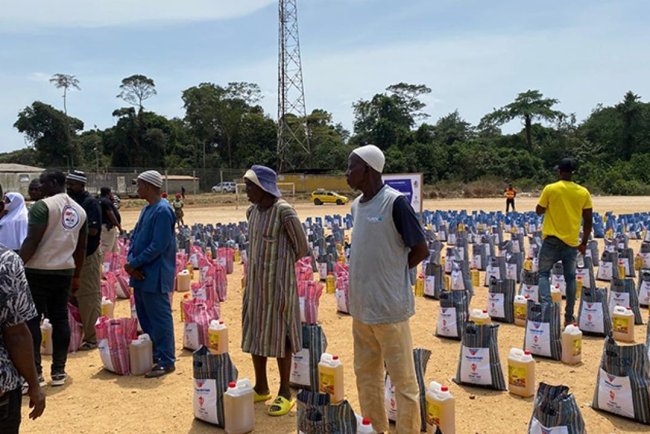 Türkiye Diyanet Vakfı, Liberya'da 1500 aileye ramazan yardımı ulaştırdı
