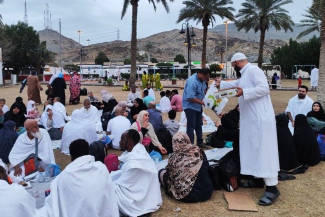 TDV, Haremeyn bölgesinde 60 bini aşkın kişiye ramazan yardımı ulaştırıyor