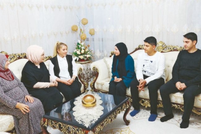 Emine Erdoğan şehit ailesinin misafiri oldu