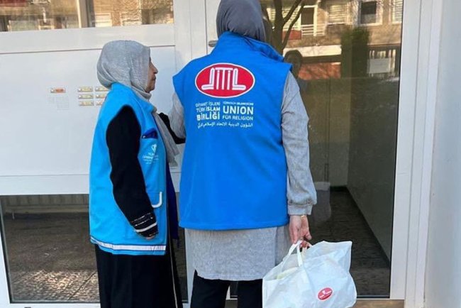 Hannover’de yaşlılara iftar sevinci yaşatıldı