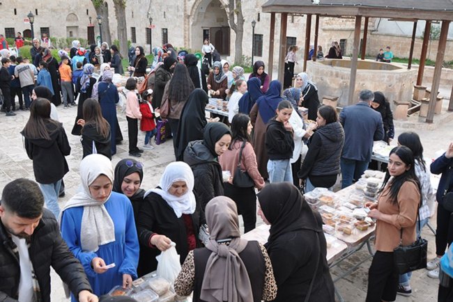 Mardin'de Gazze için yardım kermesi düzenlendi
