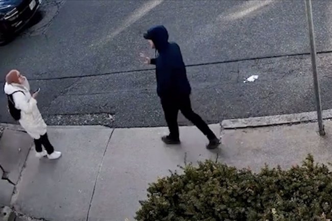 ABD'de yüzlerce kişi, Türk doktora öğrencisi Rümeysa Öztürk'ün gözaltına alınmasına tepki gösterdi