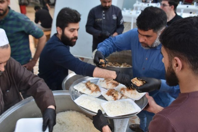 Osmanlı mirası toplu iftar geleneği Kerkük'te yaşatılmaya devam ediyor