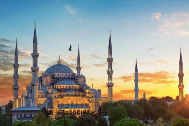Ramazan Bayramı: Maneviyat ve Paylaşımın Bayramı