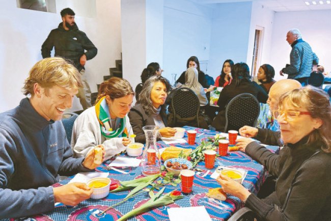 Muhabbeti görüp iftara geldik