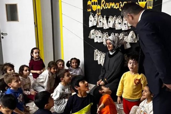 Müftü Öztürk miniklerle bir araya geldi