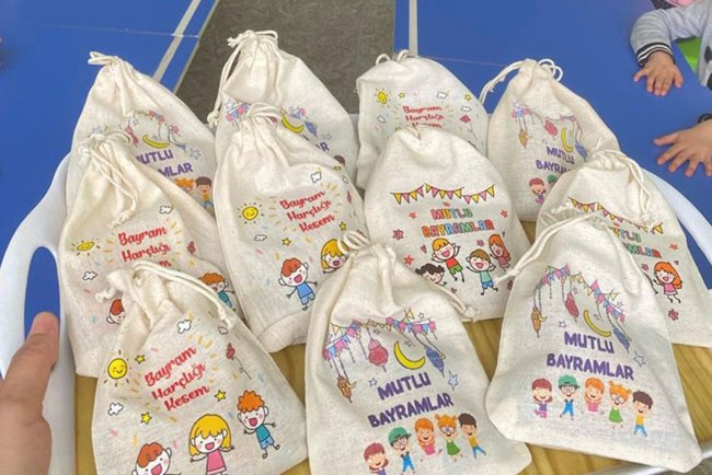 Müftülükten miniklere bayram hediyesi