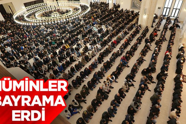 Müminler bayrama erdi