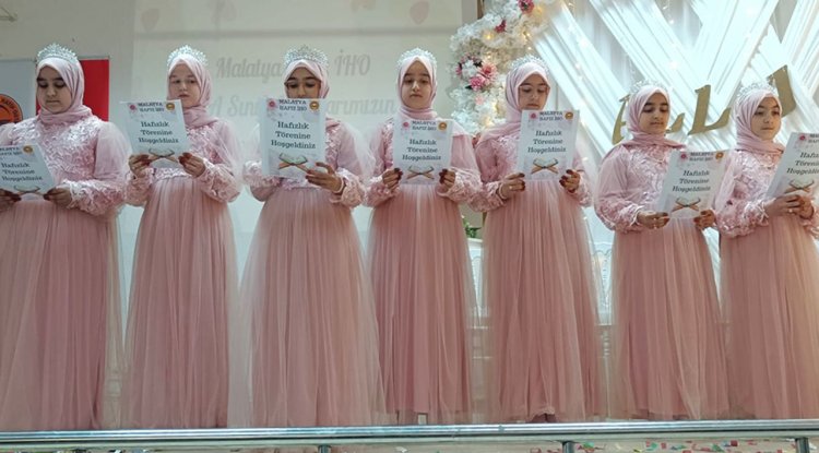 Örgün eğitimle hafız oldular