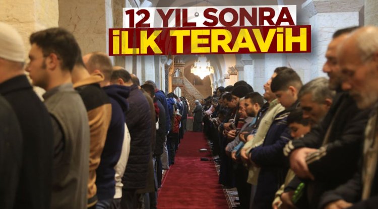 Halep'teki Emevi Camii'nde, teravih namazı 12 yıl sonra ilk kez kılındı