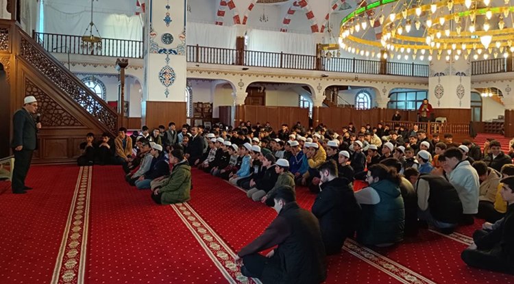 İpekyolu'nda gençler iyilikte buluştu