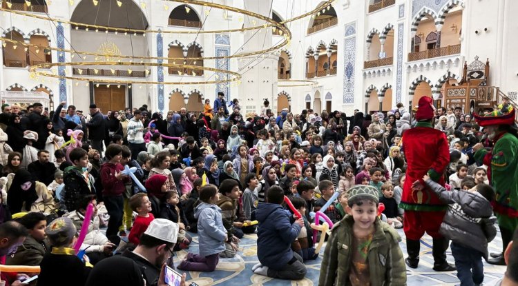 Büyük Çamlıca Camisi'nde çocuk şenliği düzenlendi