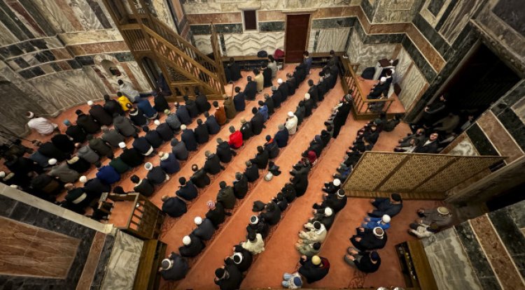 Yatsı ezanı saat kaçta okunuyor? 16 Mart Ankara, İzmir, İstanbul il il Teravih namazı saatleri