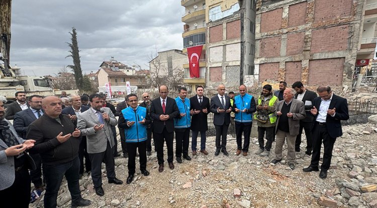Yeşilyurt Ehli Beyt Camii'nin temeli dualarla atıldı