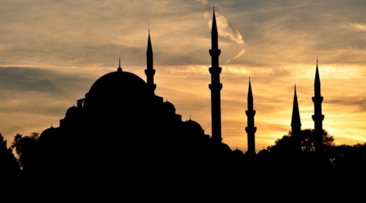 Kadir Gecesi ne zaman? Bu yıl Kadir Gecesi hangi güne denk geliyor? Kadir Gecesi önemi ve fazileti