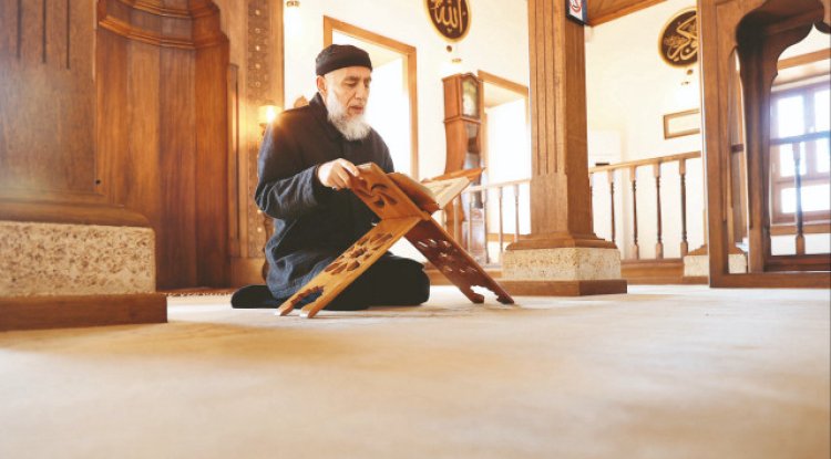 16 bin cami itikâf için hazır