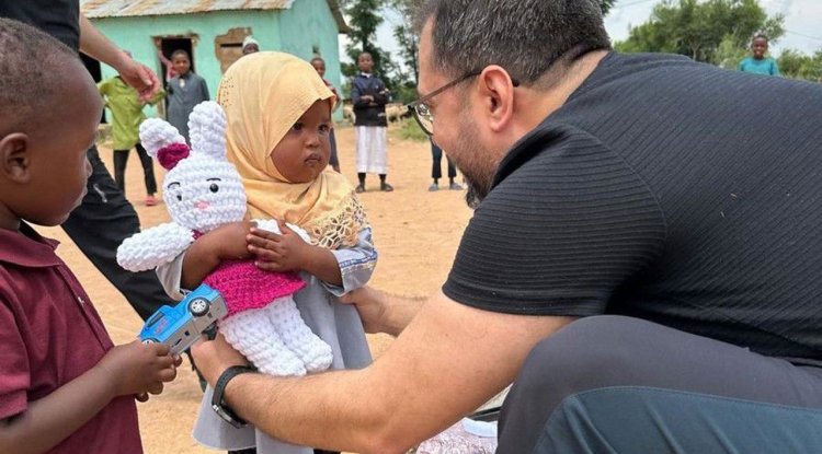 Ümraniyeli minikler oyuncaklarını Afrikalı kardeşlerine gönderdi