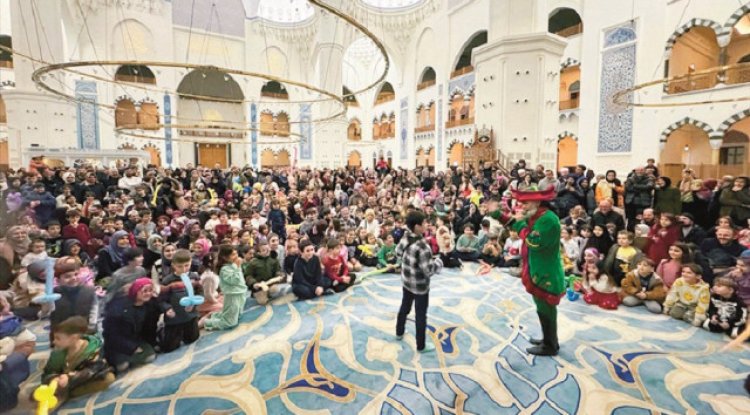 Çocuklar için Ramazan şenlikli geçiyor