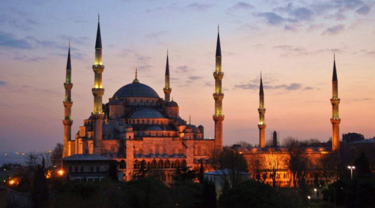 Kadir Gecesinin tayini hakkındaki rivayetler nasıl anlaşılmalıdır? Diyanet açıklaması