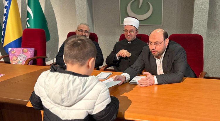 İstanbul İl Müftülüğünden yetim Boşnak çocuklara burs