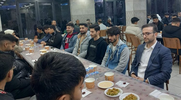 Kahta'da gençlik iftarı düzenlendi