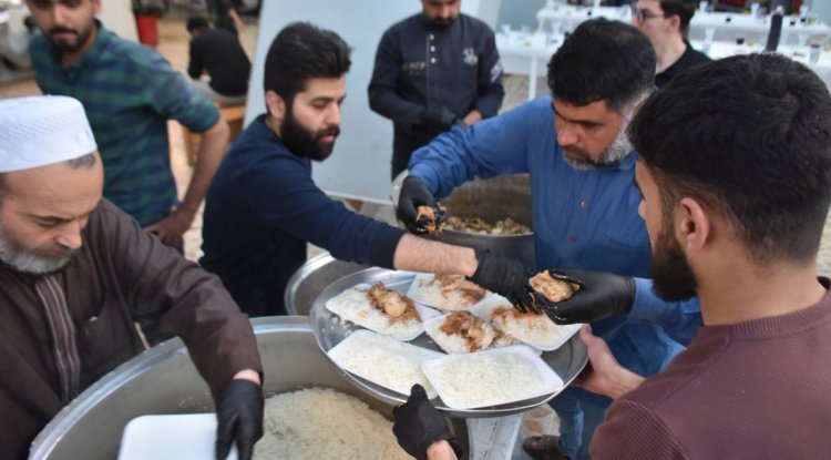 Osmanlı mirası toplu iftar geleneği Kerkük'te yaşatılmaya devam ediyor