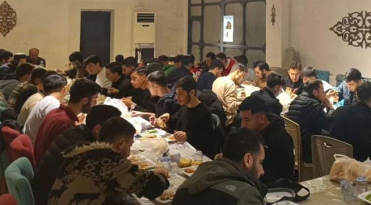Adıyaman'da iyilik sofrası gençler için kuruldu